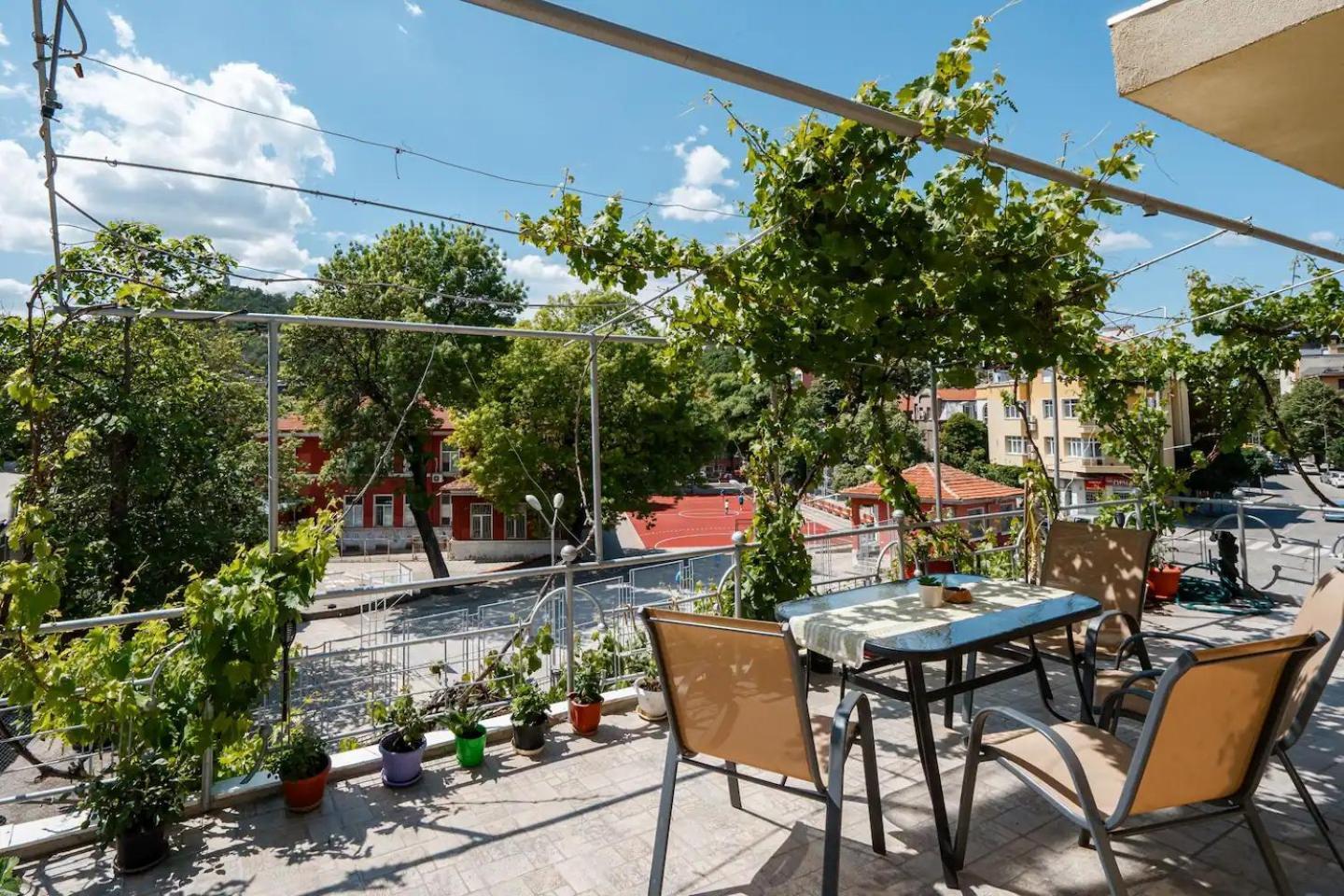 2-Bedroom Flat - Sunny Balcony Plovdiv Exterior foto